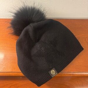 FURLUX Star Pom-Pom Hat